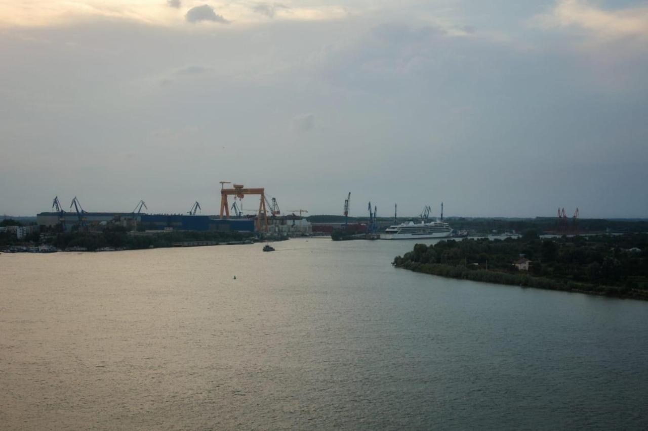 Delta Danube View Apart Tulcea Esterno foto