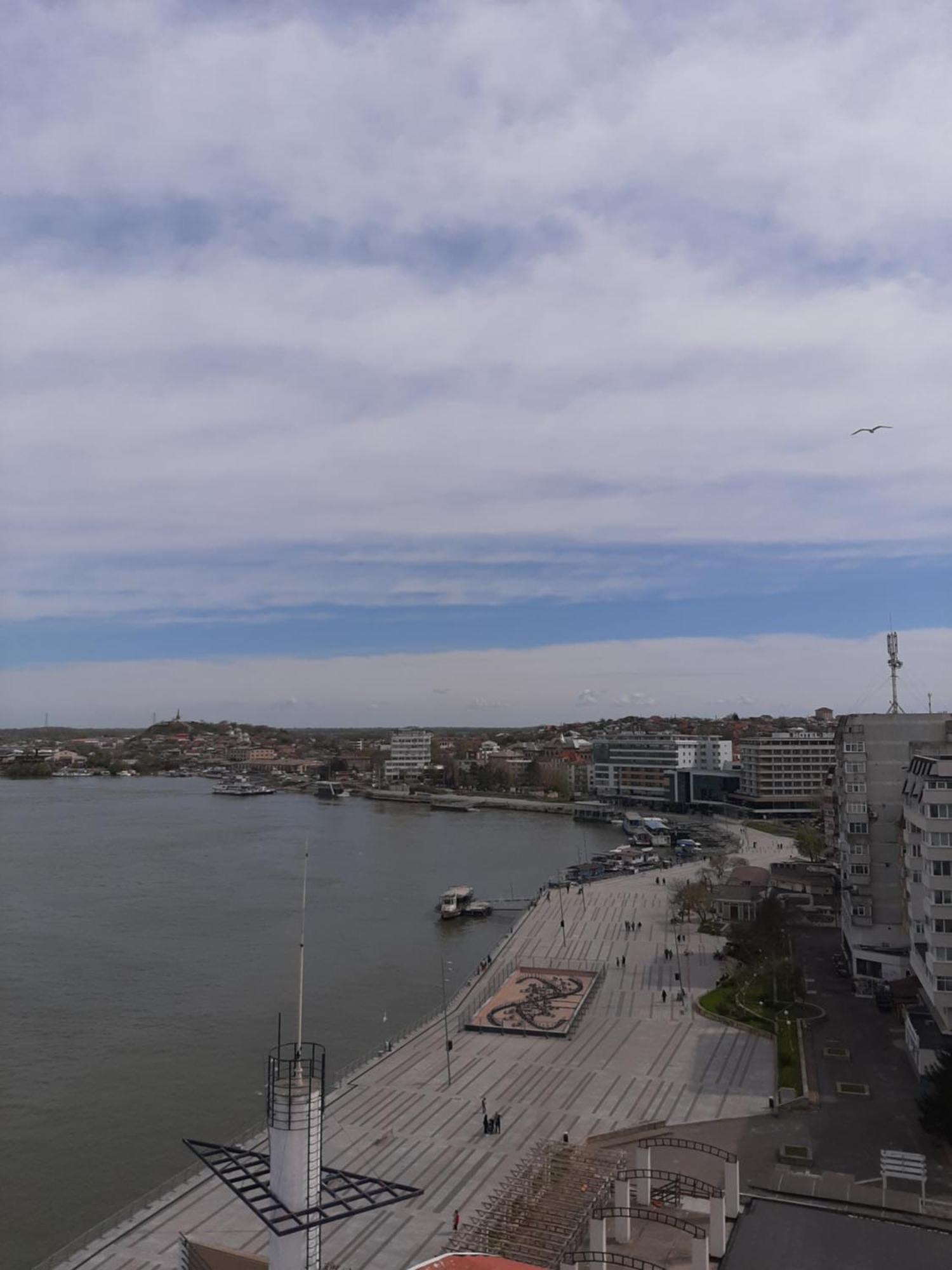 Delta Danube View Apart Tulcea Esterno foto